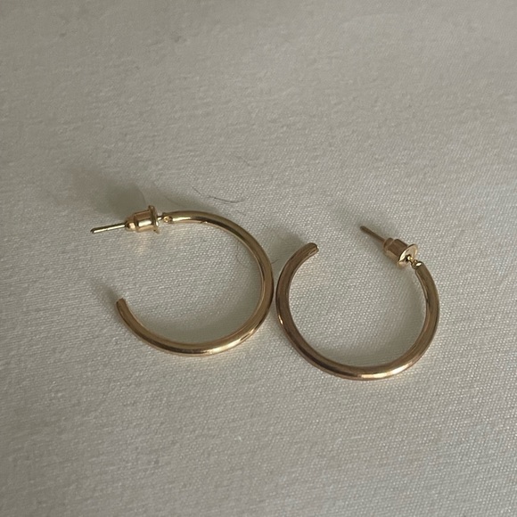 New Woman’s Boho Casual Medium Minimal Gold Tone Hoop Stud Earrings Earrings - Picture 16 of 16